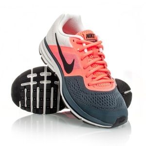 NIKE WOMEN'S AIR PEGASUS+ 30